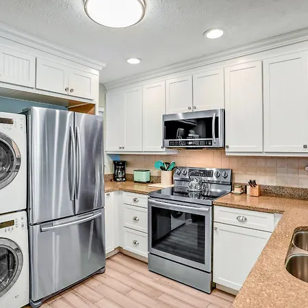 306 Coral Sands